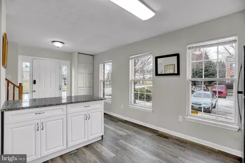 Kitchen - 1 Par Three Way, Baltimore, MD 21209 photo 4 of 5