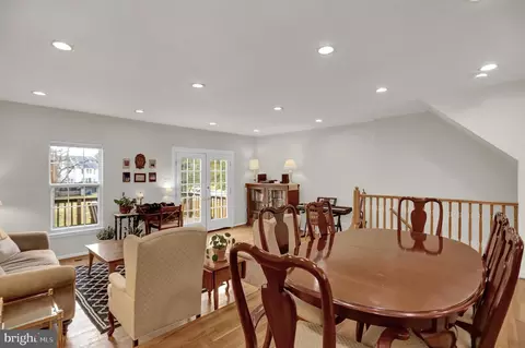 Dining - 1 Par Three Way, Baltimore, MD 21209 photo 3 of 5