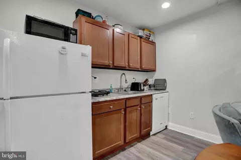 Kitchen - 1 Par Three Way, Baltimore, MD 21209 photo 5 of 5