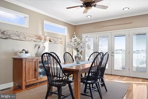 Dining - 3664 Galloway Rd, Middle River, MD 21220 photo 2 of 3