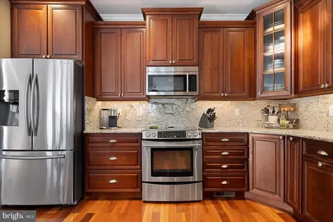 Kitchen - 3664 Galloway Rd, Middle River, MD 21220 photo 2 of 6