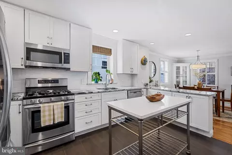 Kitchen - 622 Murdock Rd, Baltimore, MD 21212 photo 2 of 5