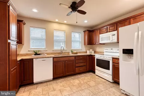 Kitchen - 6 Eastship Rd, Dundalk, MD 21222 photo 1 of 5