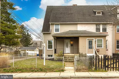 6 Eastship Rd, Dundalk, MD 21222