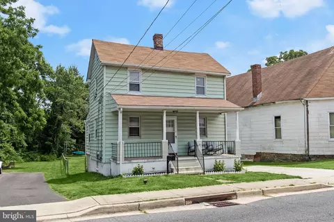 50 Winters Ln, Catonsville, MD 21228