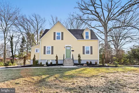 212 E Chatsworth Ave, Reisterstown, MD 21136