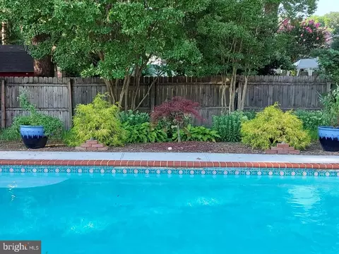 Exterior - 2404 Oak Manor Rd, Sparrows Point, MD 21219 photo 7 of 15