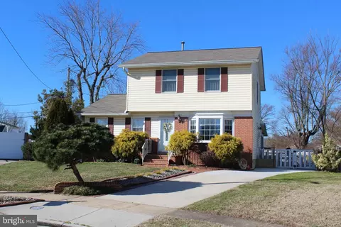 Exterior - 2404 Oak Manor Rd, Sparrows Point, MD 21219 photo 2 of 15