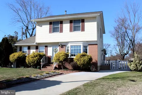 2404 Oak Manor Rd, Sparrows Point, MD 21219