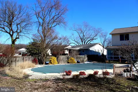 Exterior - 2404 Oak Manor Rd, Sparrows Point, MD 21219 photo 13 of 15