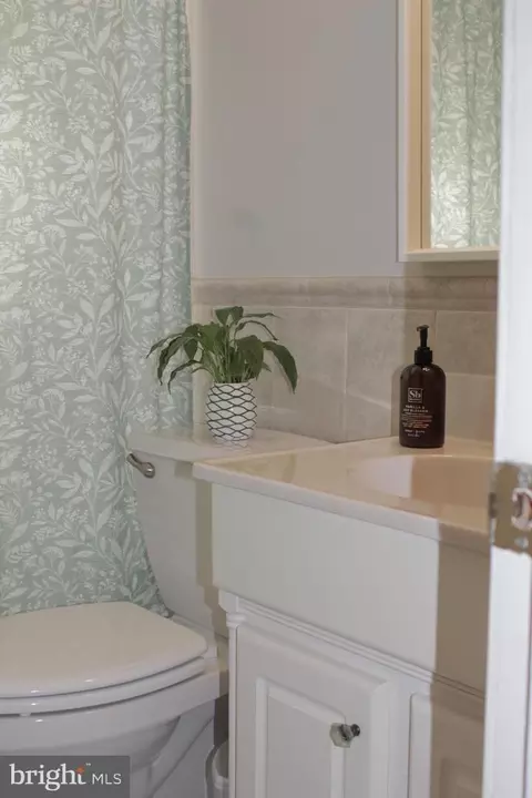 Bath - 2404 Oak Manor Rd, Sparrows Point, MD 21219 photo 1 of 4