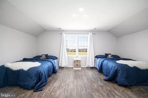 Bedroom - 13526 Bottom Rd, Hydes, MD 21082 photo 2 of 5
