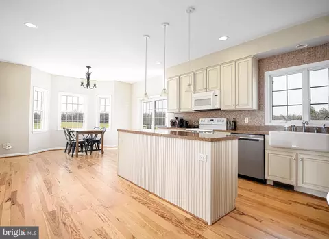 Kitchen - 13526 Bottom Rd, Hydes, MD 21082 photo 6 of 6