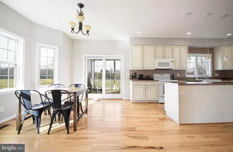 Kitchen - 13526 Bottom Rd, Hydes, MD 21082 photo 4 of 6
