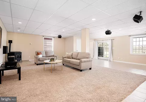 Living - 13526 Bottom Rd, Hydes, MD 21082 photo 9 of 9