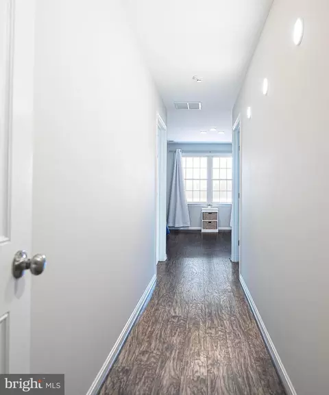 Entry Way - 13526 Bottom Rd, Hydes, MD 21082 photo 1 of 2