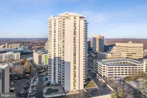 205 E Joppa Rd #2704, Towson, MD 21286