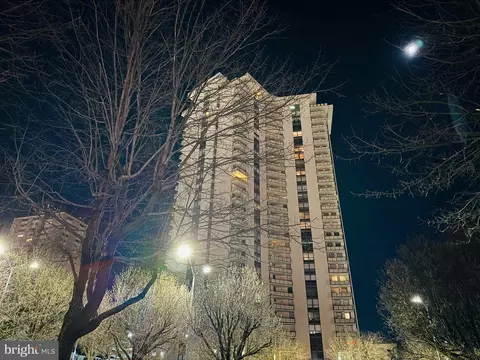 Exterior - 205 E Joppa Rd #2704, Towson, MD 21286 photo 3 of 4