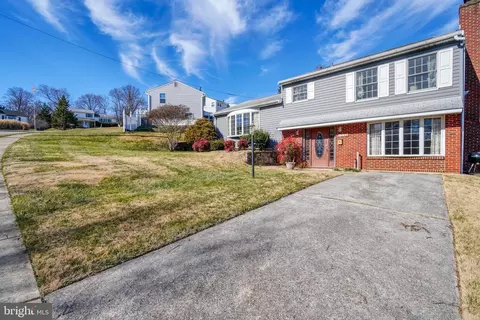 Exterior - 1106 Raven Dr, Baltimore Highlands, MD 21227 photo 3 of 13