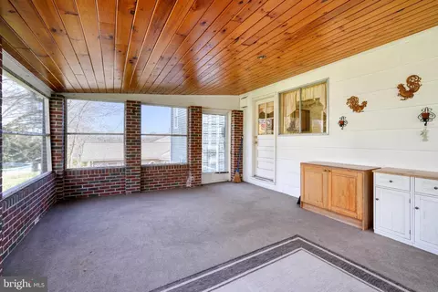 Exterior - 1106 Raven Dr, Baltimore Highlands, MD 21227 photo 6 of 13