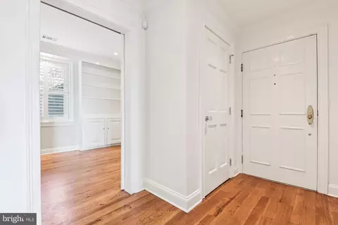 Entry Way - 7 Devon Hill Rd #A5, Baltimore, MD 21210 photo 1 of 2