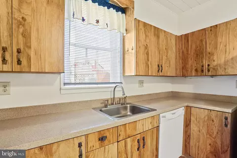 Kitchen - 6 Delight Ave, Nottingham, MD 21236 photo 3 of 5