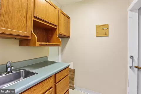 Kitchen - 6 Delight Ave, Nottingham, MD 21236 photo 4 of 5