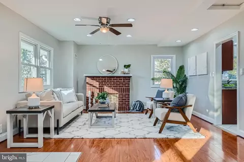 Living - 5531 Ritter Ave, Baltimore, MD 21206 photo 4 of 6