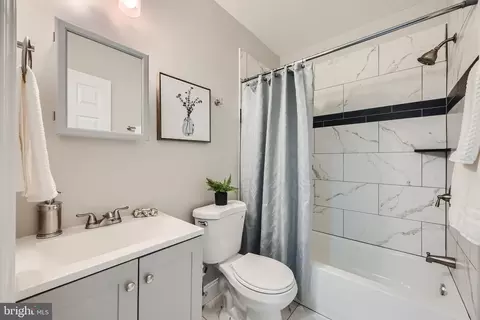 Bath - 5531 Ritter Ave, Baltimore, MD 21206 photo 1 of 3