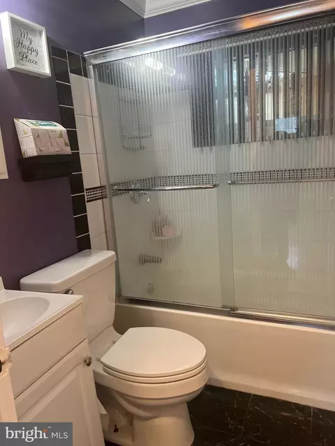Bath - 3702 Coronado Rd, Windsor Mill, MD 21244 photo 3 of 4