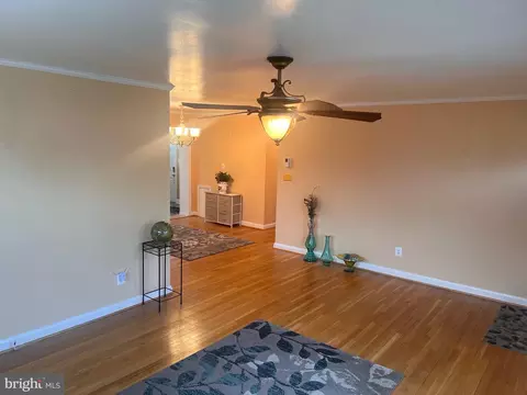 Living - 3702 Coronado Rd, Windsor Mill, MD 21244 photo 3 of 8