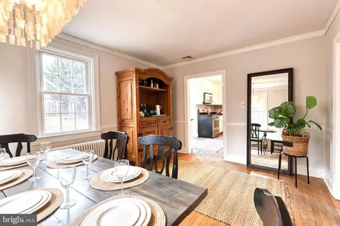 Dining - 704 Regester Ave, Baltimore, MD 21212 photo 3 of 5