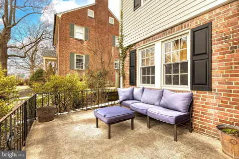 Exterior - 704 Regester Ave, Baltimore, MD 21212 photo 2 of 6