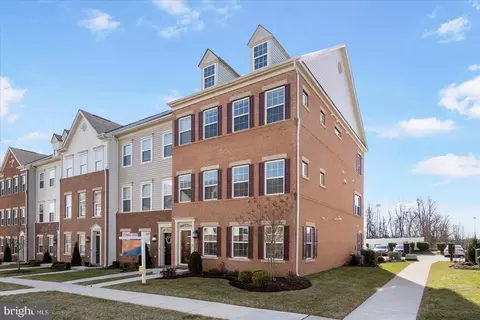 9215 Garrettson Cir, Perry Hall, MD 21128