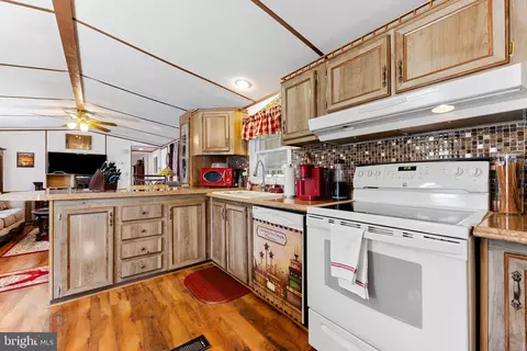 5 Mango Trl, Middle River, MD 21220 photo 11