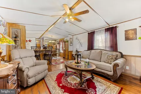 5 Mango Trl, Middle River, MD 21220 photo 6