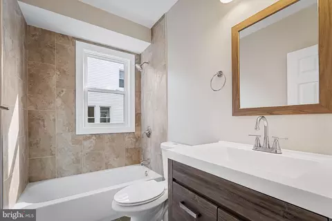 Bath - 1250 Stevens Ave, Halethorpe, MD 21227 photo 1 of 4