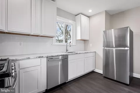 Kitchen - 1250 Stevens Ave, Halethorpe, MD 21227 photo 2 of 2
