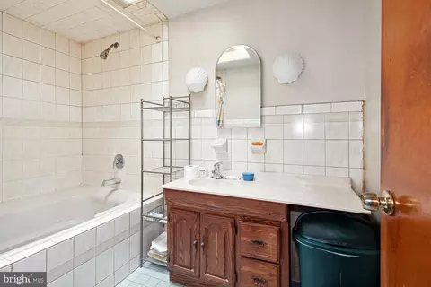 Bath - 2411 Brunswick Rd, Halethorpe, MD 21227 photo 1 of 2