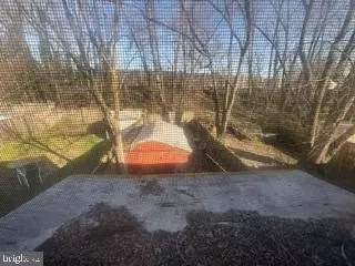 3017 Freeway, Halethorpe, MD 21227 photo 4
