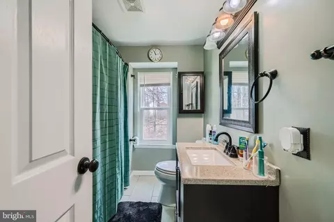6210 Radecke Ave, Baltimore, MD 21206 photo 7