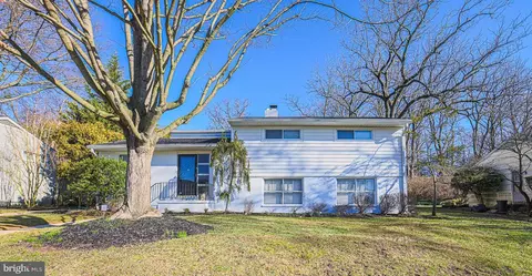 1310 Pine Ridge Ln, Pikesville, MD 21208
