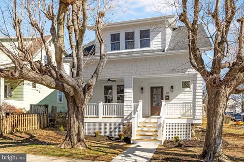 105 Shady Nook Ave, Catonsville, MD 21228