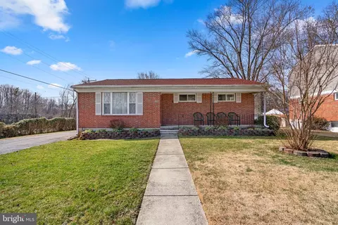 6600 Dalton Dr, Gwynn Oak, MD 21207