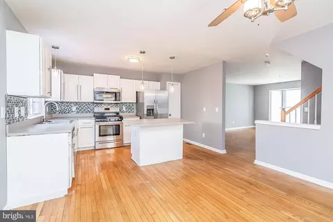 Kitchen - 7395 Maury Rd, Windsor Mill, MD 21244 photo 4 of 7