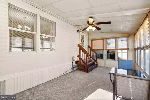 Living - 9 Kerria Ln, Middle River, MD 21220 photo 4 of 4