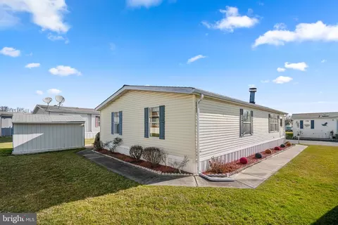 Exterior - 9 Kerria Ln, Middle River, MD 21220 photo 6 of 7