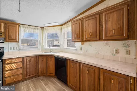 Kitchen - 9 Kerria Ln, Middle River, MD 21220 photo 2 of 5