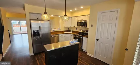 Kitchen - 657 Hunting Fields Rd, Middle River, MD 21220 photo 2 of 4