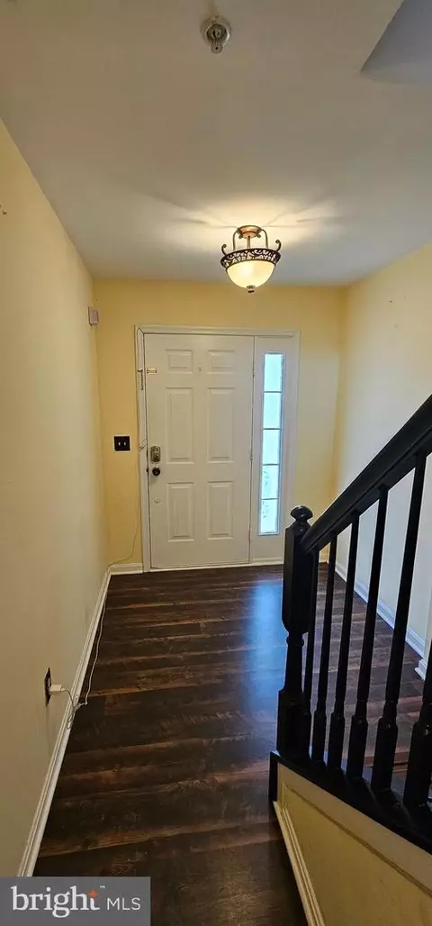Entry Way - 657 Hunting Fields Rd, Middle River, MD 21220 photo 1 of 3